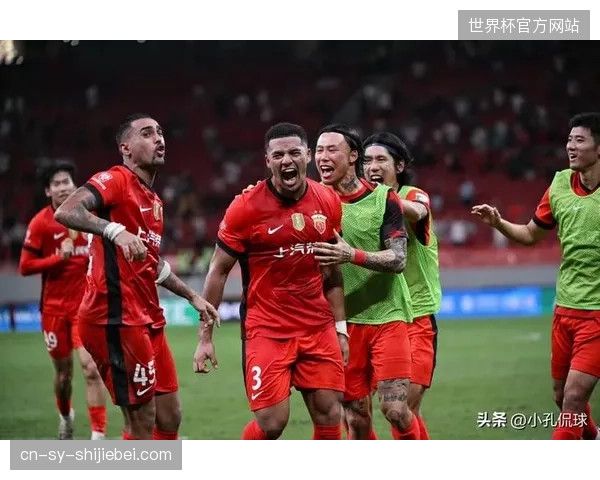 上海海港明确2026赛季目标为“保三争一”，将继续坚定推进阵容的新老交替